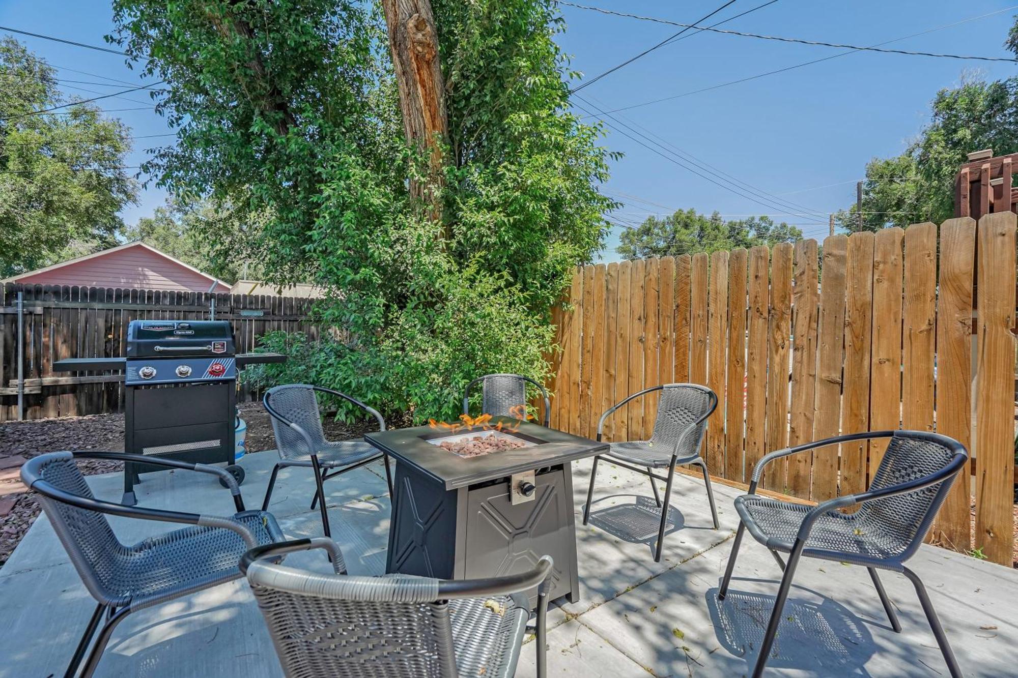 Neighborly Heights - Downtown King Bbq Fire Pit Villa Colorado Springs Ngoại thất bức ảnh